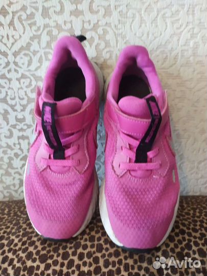 Кроссовки для девочки