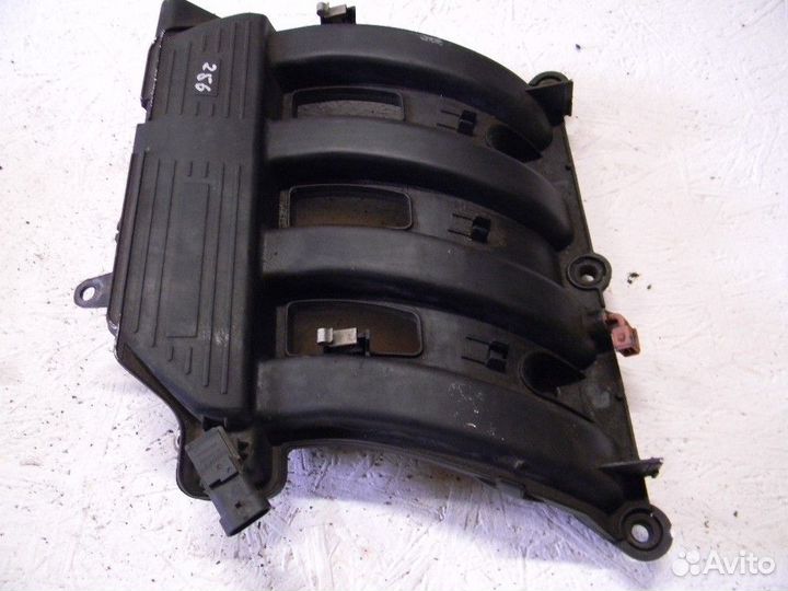 Коллектор впускной Duster 2012