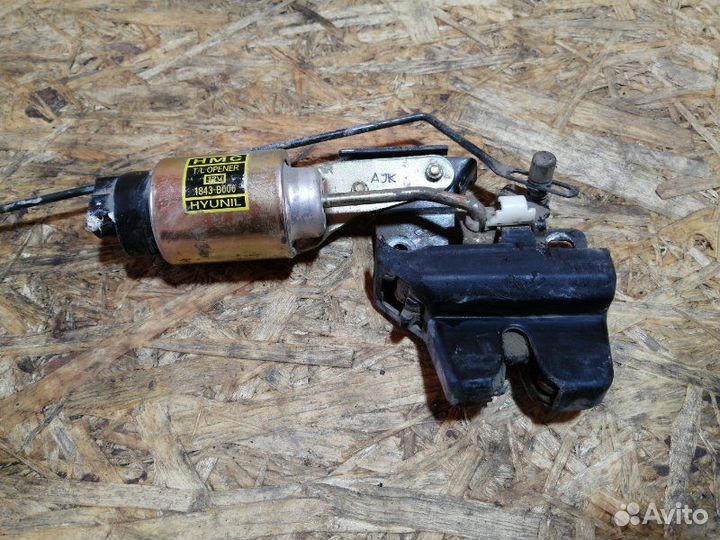 Замок багажника Hyundai Sonata Тагаз EF G4GC