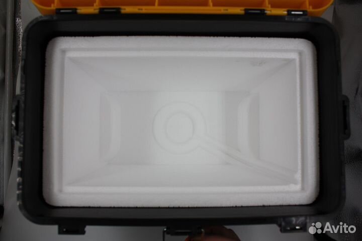 Ящик FishBox Thermo с термоконтейнером (19л/8,5л)
