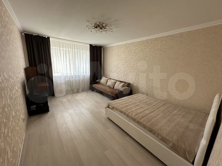 1-к. квартира, 42 м², 3/10 эт.