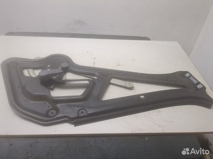 Стеклоподъемник механический Mercedes Sprinter, 2002