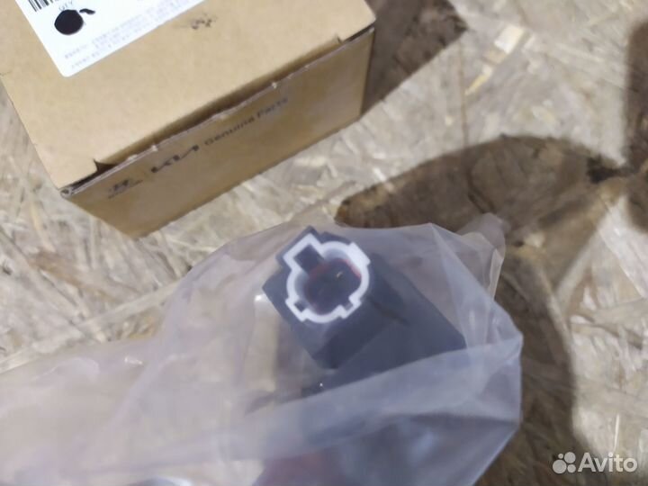 Фонарь подсветки номера KIA RIO 2017