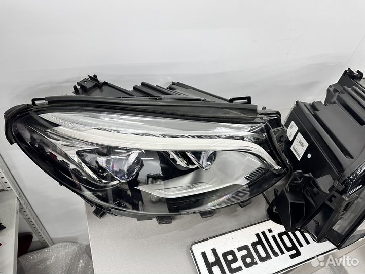 Комплект оригинальных фар от Mercedes GLE W166