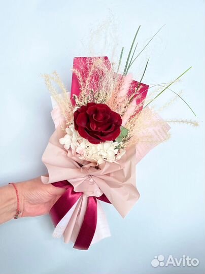 Букет из стабилизированных цветов