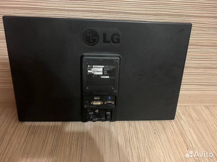 Монитор lg
