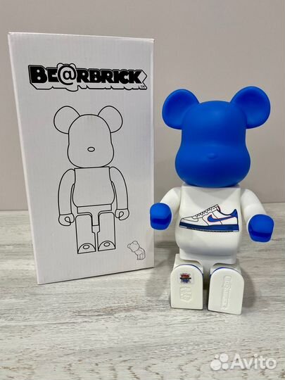 Игрушка bearbrick найк 28 см