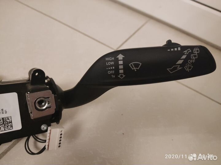 Подрулевой переключатель стрекоза на Audi Q3 A1