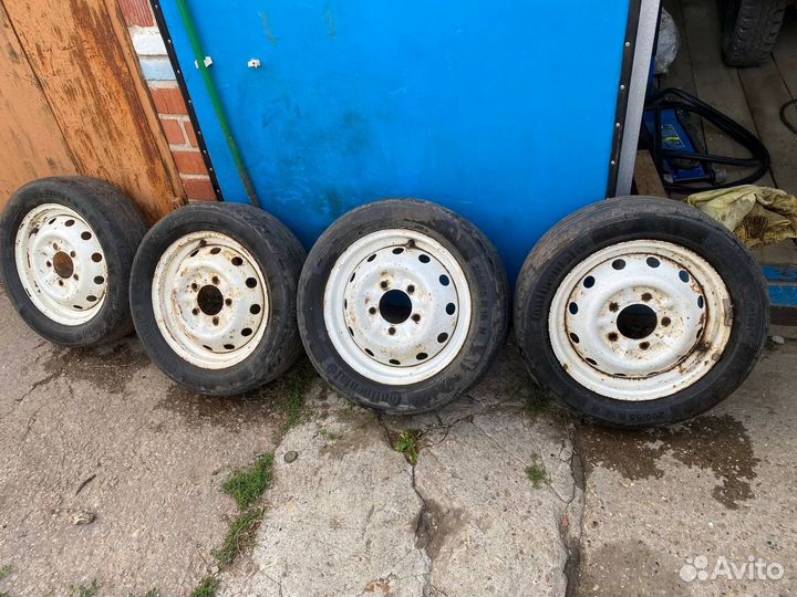 Летние колеса R 16 на Ниву