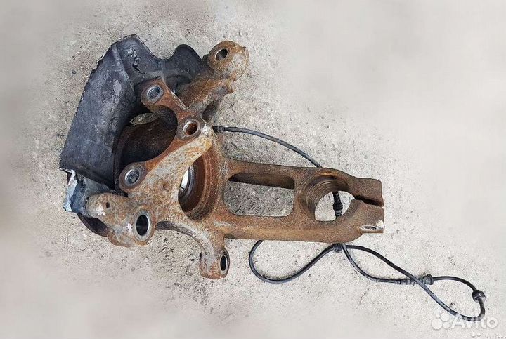 Поворотный кулак левый Пежо боксёр 3 R15