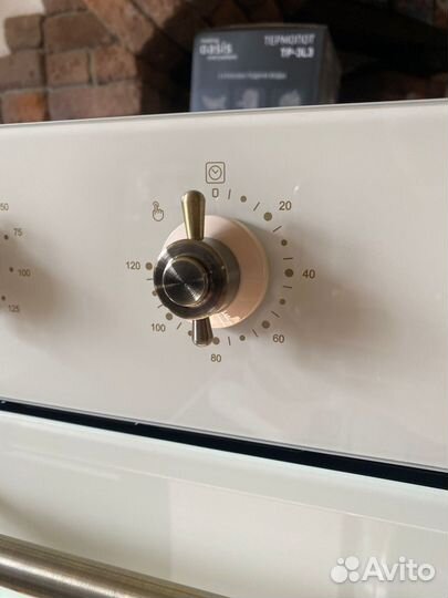 Духовой шкаф Avex HM 4060 1YR, 45 см