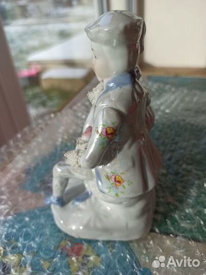 Фарфоровая статуэтка из Германи и