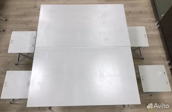 Полевая мебель Стол и два стула +