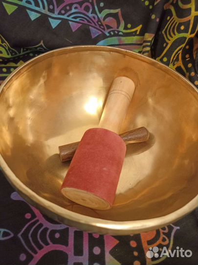 Тибетская поющая чаша 22,3 см, Непал