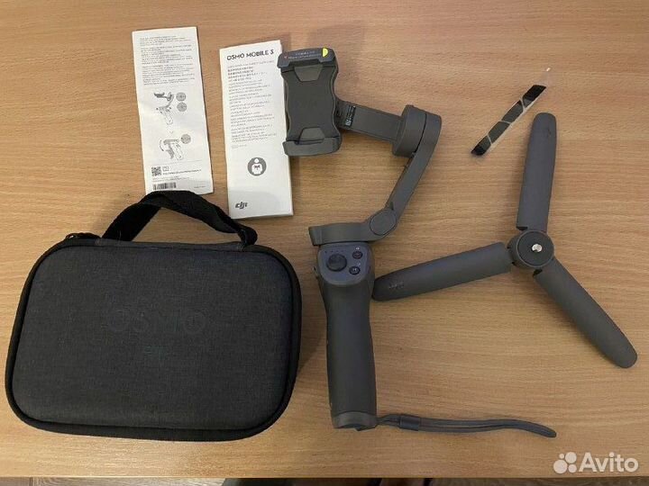 Стабилизатор DJI Osmo Mobile 3 Combo