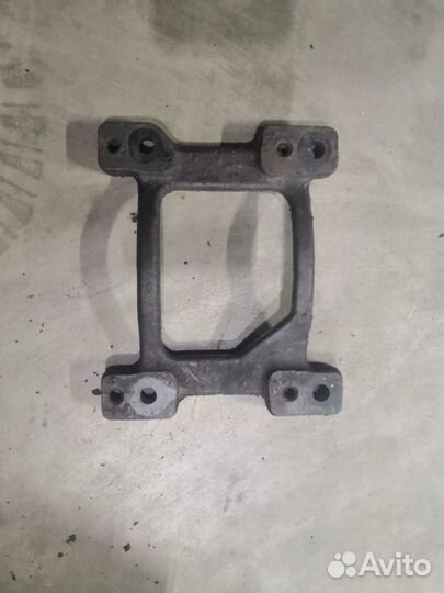 Рамка креп. компрессора воздушн. кондиционера DAF