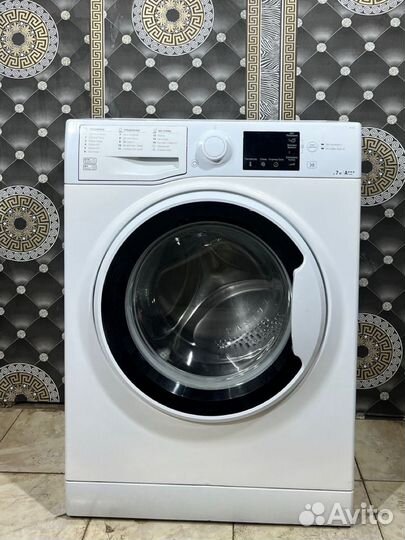Стиральная машина бу в отличном состоянии