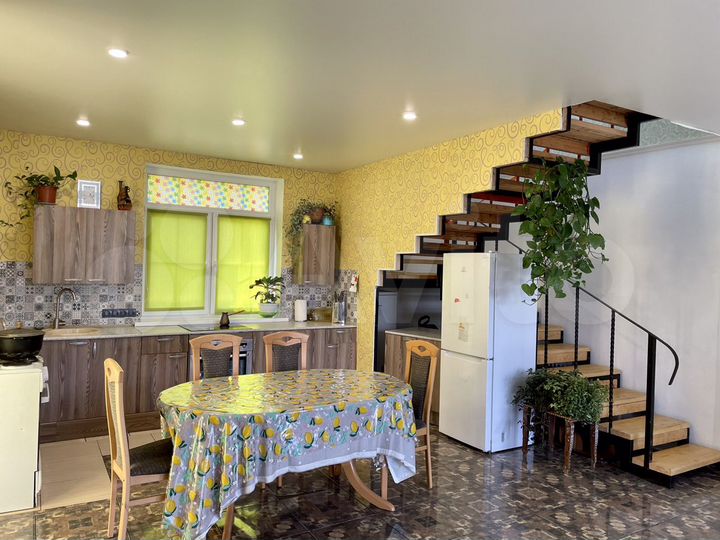 Дом 140 м² на участке 7 сот.