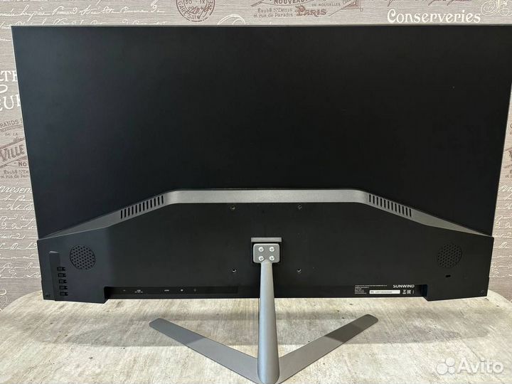 Монитор 32 дюйма 2к SunWind SUN-M32BF101