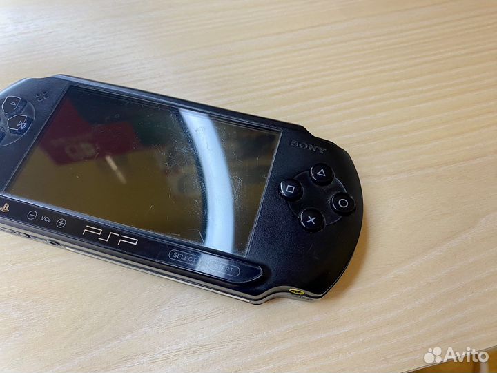 Sony PSP e1008 8gb прошита