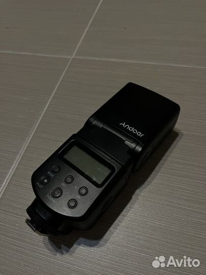 Вспышка andoer L201