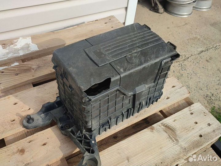 Skoda octavia a5 площадка акб