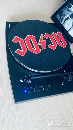 Проигрыватель винила