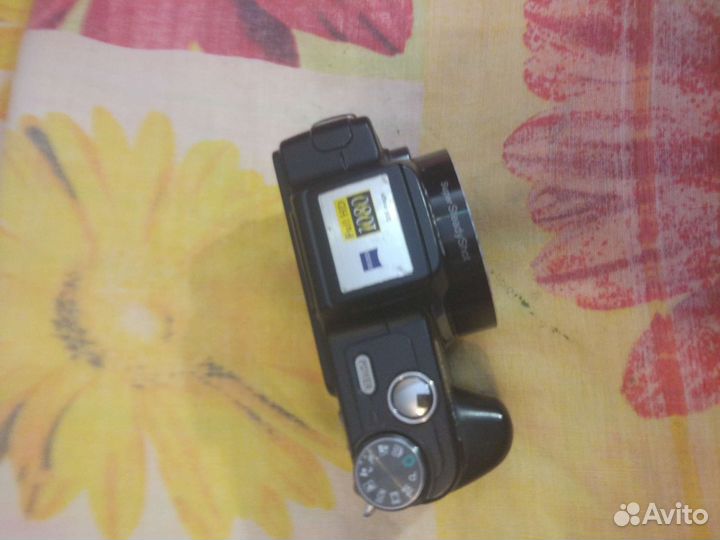 Sony cyber shot DSC H10