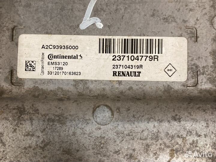 Блок управления двигателем Renault 237104779R