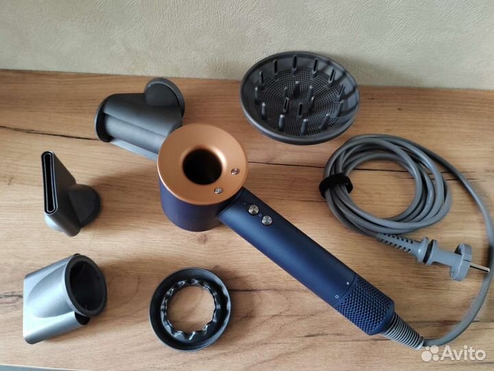 Фен дайсон Dyson