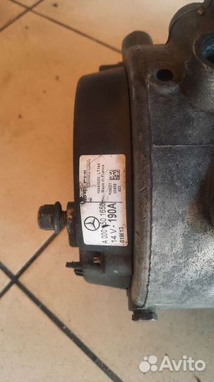 Генератр на Мерседес w210 w220