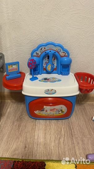 Больница,кассовый аппарат, машина для кукол