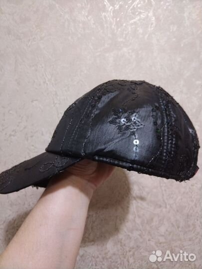 Утепленные кепки женские