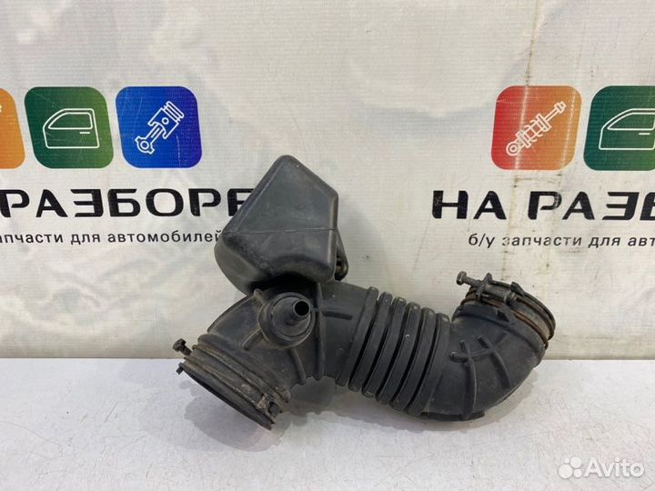 Патрубок воздушного фильтра Kia Rio 3 седан 1.4