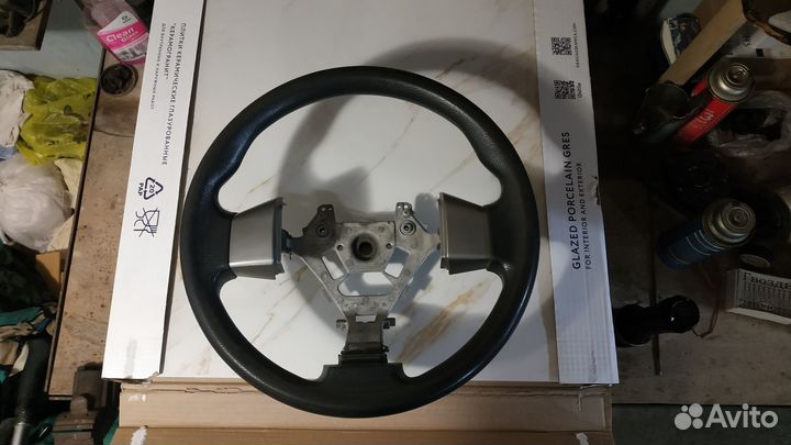 Руль nissan tiida c11