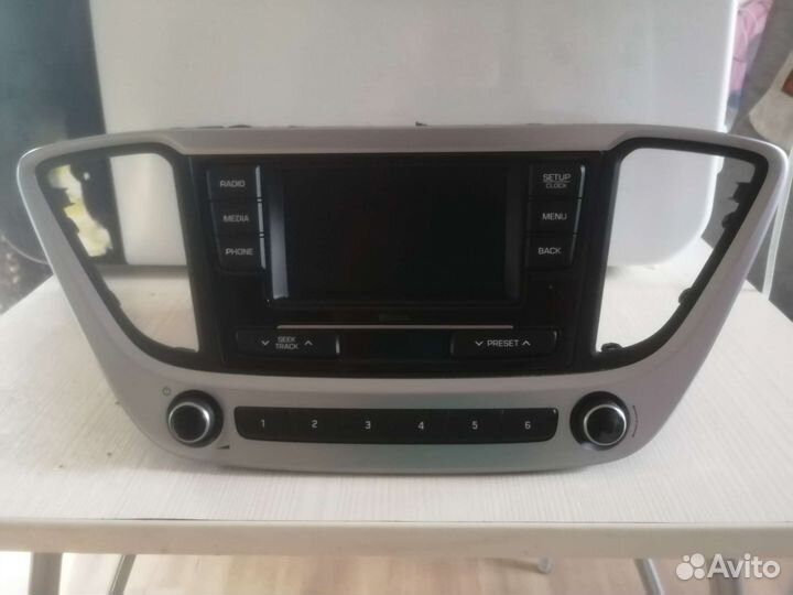 Штатная магнитола на hyundai solaris 2