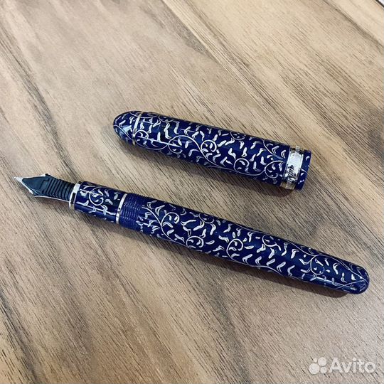 Перьевая ручка “karakusa”