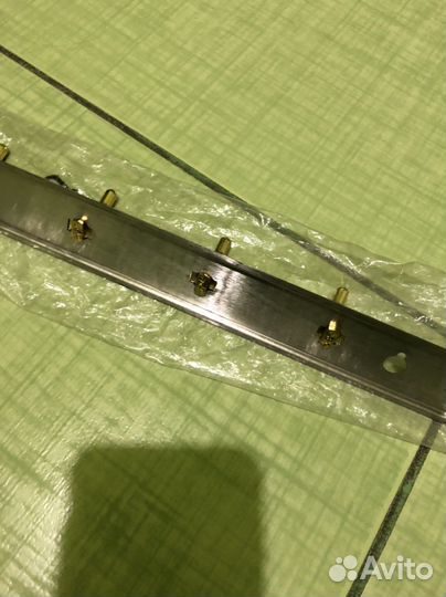 Вешалка с 6 крючками