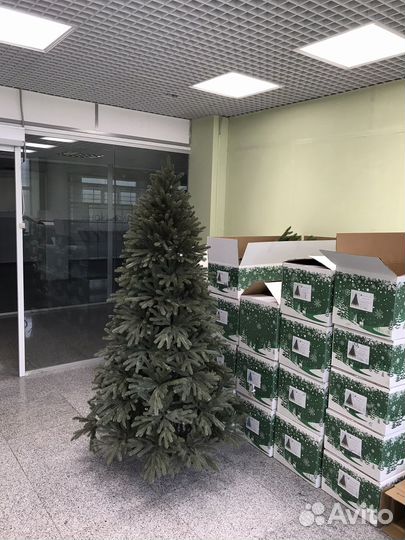 Елка искусственная