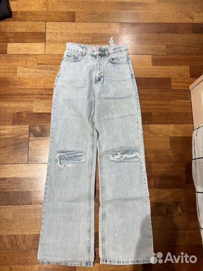 Джинсы женские