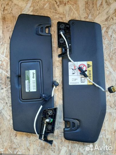 Козырёк солнцезащитный Jeep Wrangler JL 2.0 2020