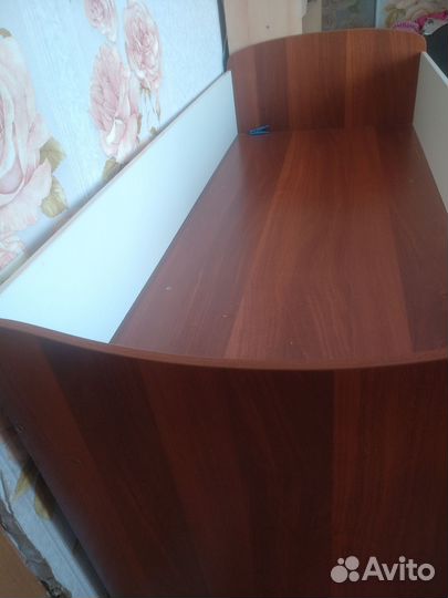 Детская кровать со столом