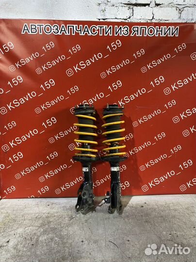 Honda Civic 4D стойки передние