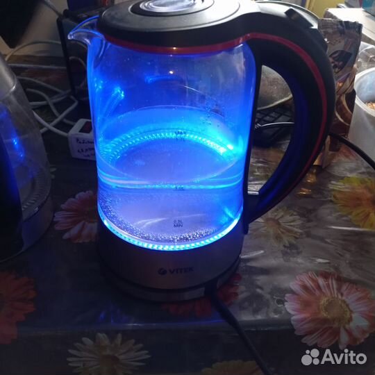 Чайник электрический 1.7 литра vitek