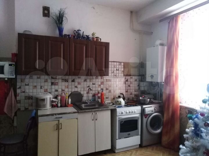 Комната 22 м² в 3-к., 1/2 эт.