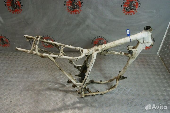 Рама с документами Honda XLR200, MD29