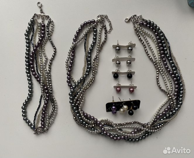 Набор бижутерии