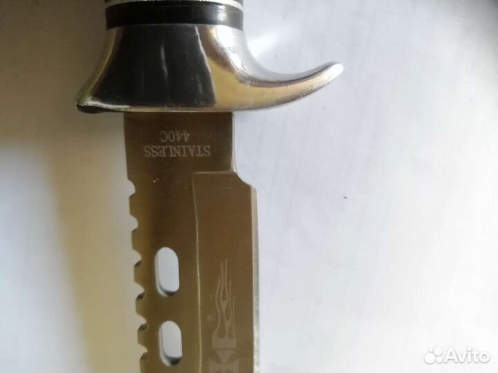 Нож не складной