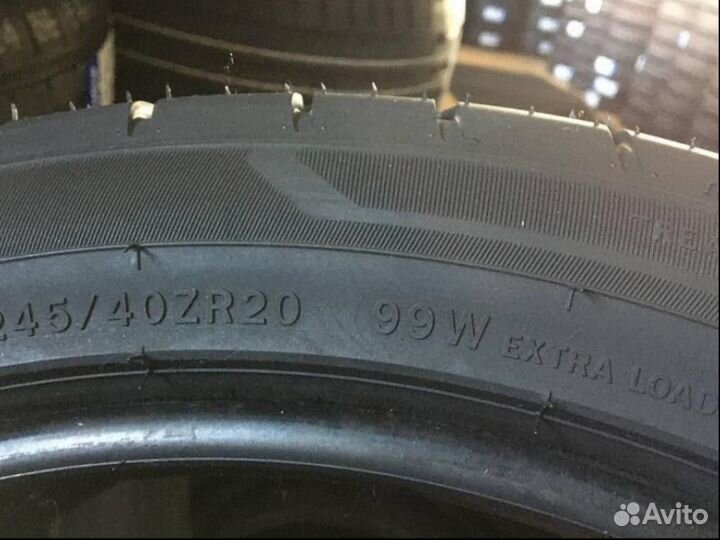 Windforce Catchfors UHP 245/40 R20 99W