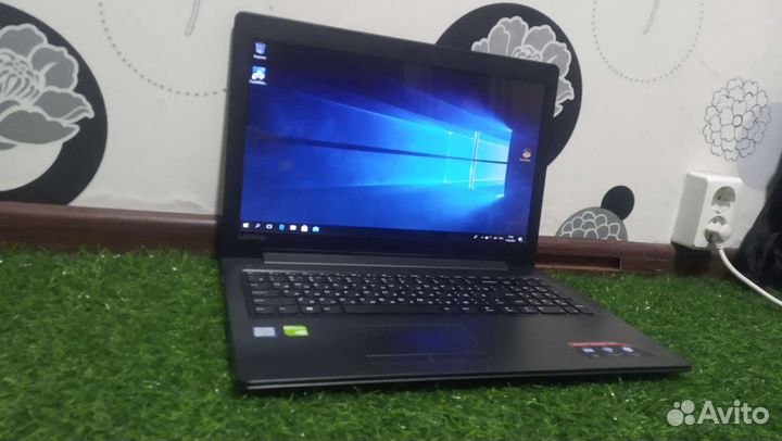 Игровой Lenovo I3 6100U/Nvidia 920MX 2GB